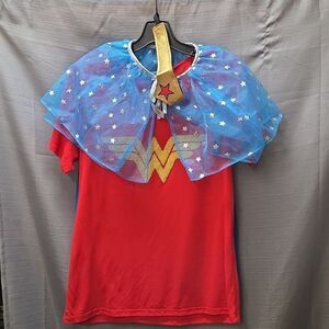 DC Comics Wonder Woman Textured Logo T-Shirt Detachable Cape Womens Large